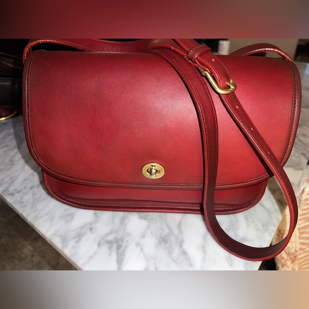 Vintage Coach City Bag- Red